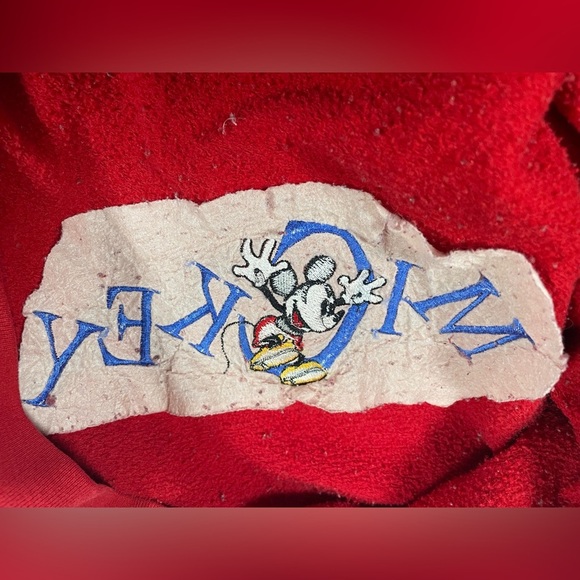 Vintage Disney Mickey & Co. Red Sweatshirt Women’s XL Made in USA - Picture 8 of 11